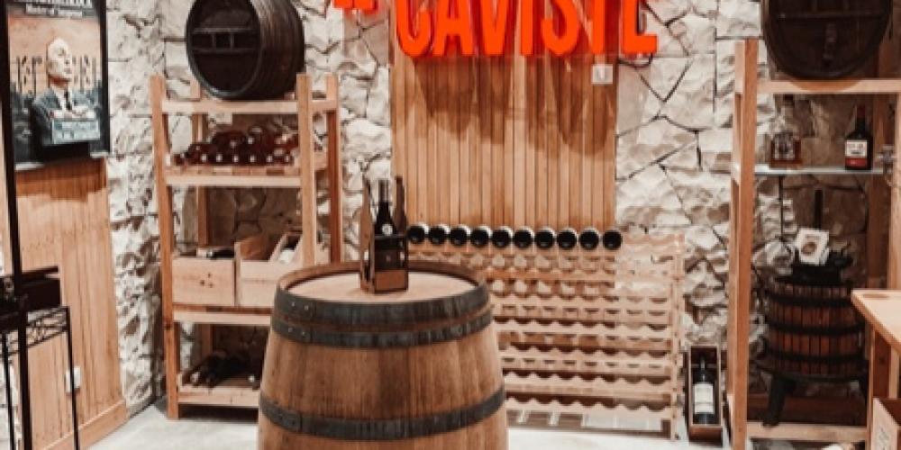 LE CAVISTE