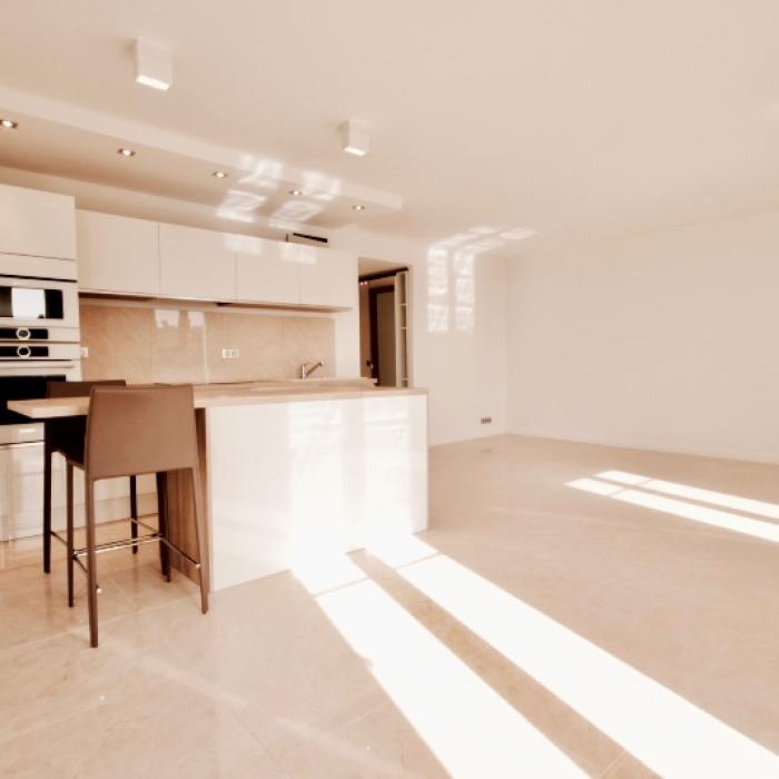 Restructuration d'un appartement de 70m2 avant sa mise en vente Restructuration d'un appartement de 70m2 avant sa mise en vente