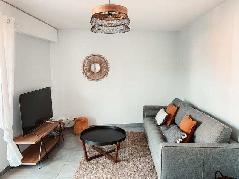 AUGUSTA- Ameublement d'un appartement de 3 pièces dédié à la location longue durée